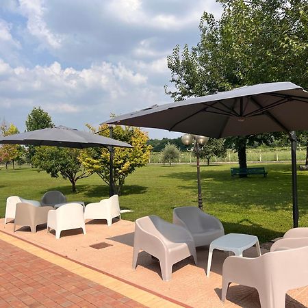 Appartamento "Casa Vacanze Corte Ara Decima" Сона Екстер'єр фото