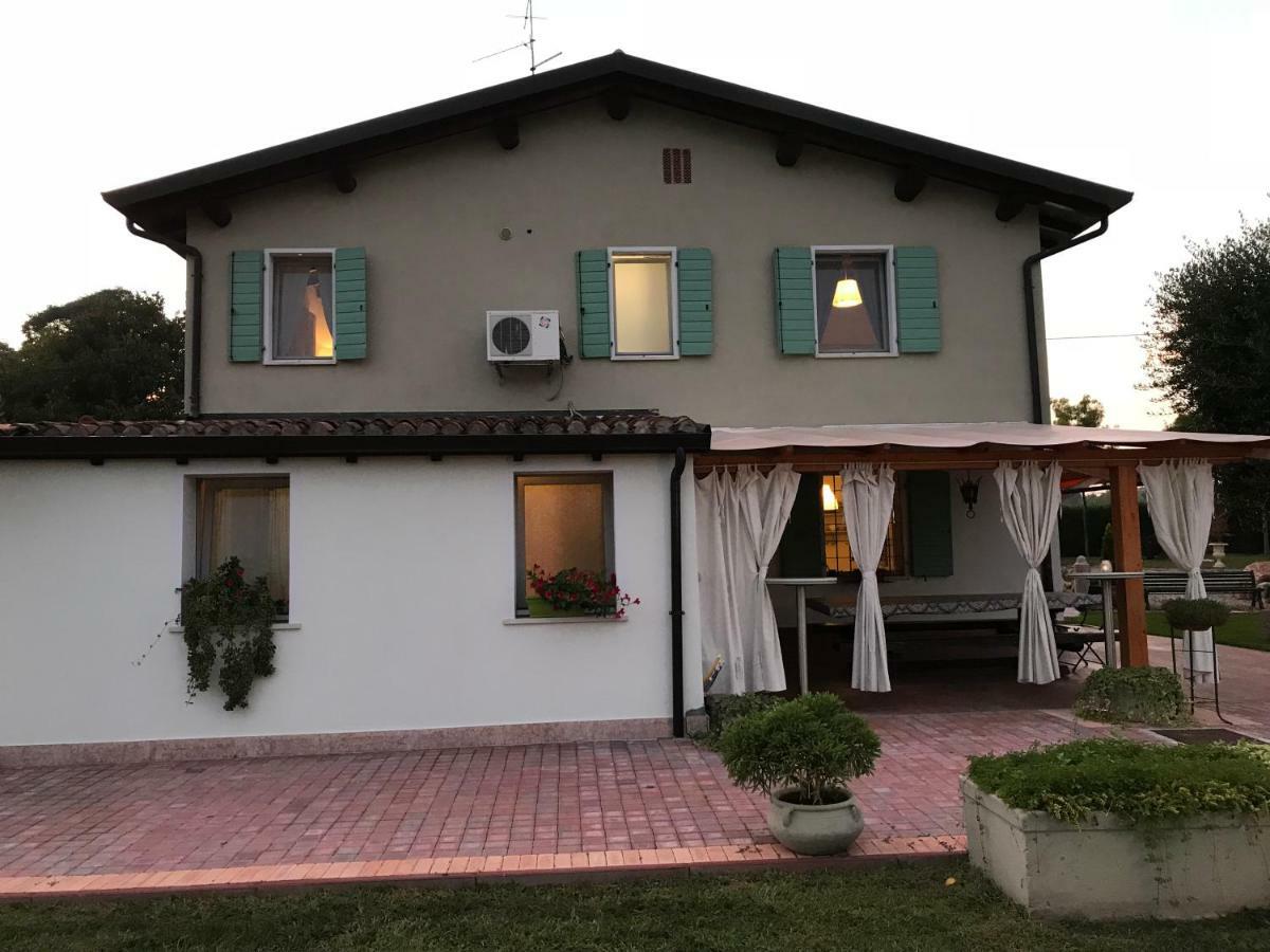Appartamento "Casa Vacanze Corte Ara Decima" Сона Екстер'єр фото