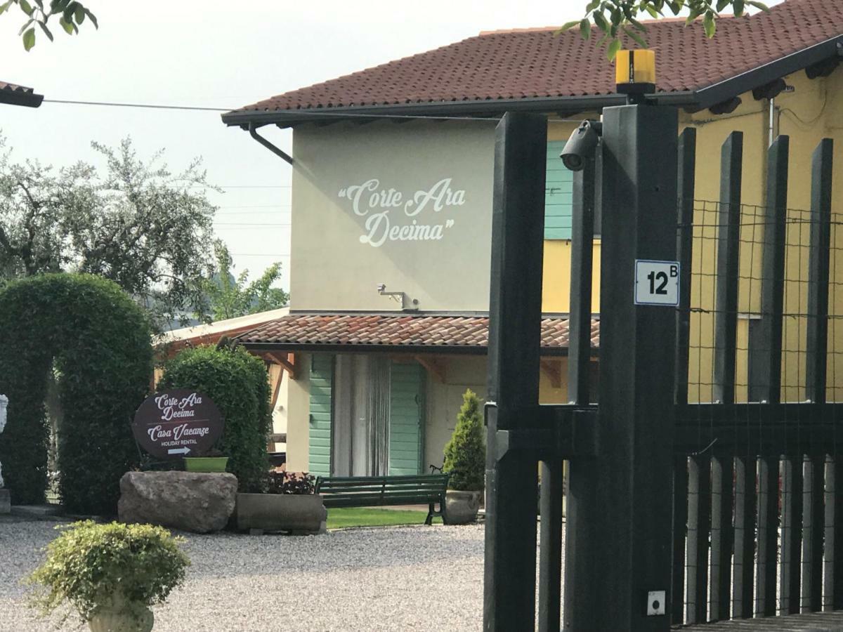 Appartamento "Casa Vacanze Corte Ara Decima" Сона Екстер'єр фото