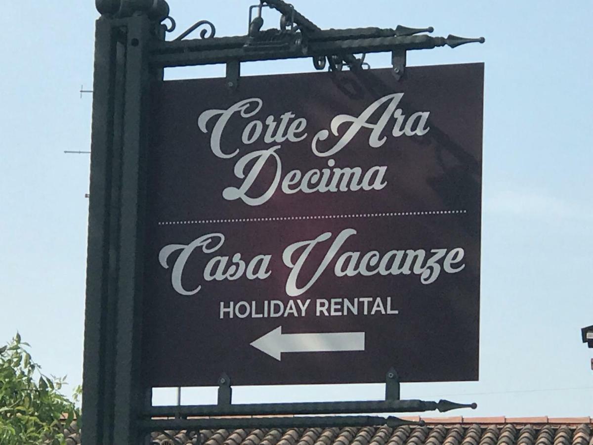 Appartamento "Casa Vacanze Corte Ara Decima" Сона Екстер'єр фото
