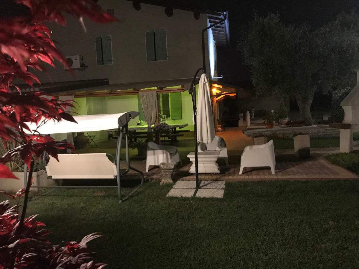 Appartamento "Casa Vacanze Corte Ara Decima" Сона Екстер'єр фото
